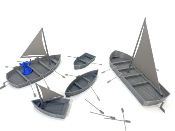 5 Barcos de madera con velas y remos