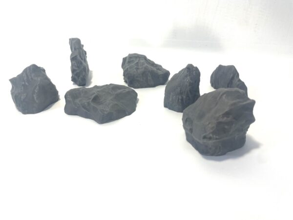 999-0005-0 pack de siete rocas para escenografía · Set de 7 rocas