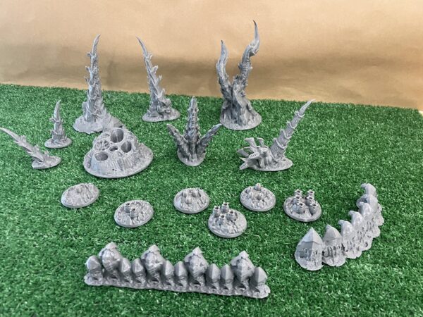 pack de escenografía alienígena de 16 piezas · Escenografía alienígena · 16 piezas